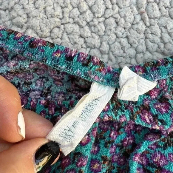 Sky and sparrow crop top - Picture 6 of 6